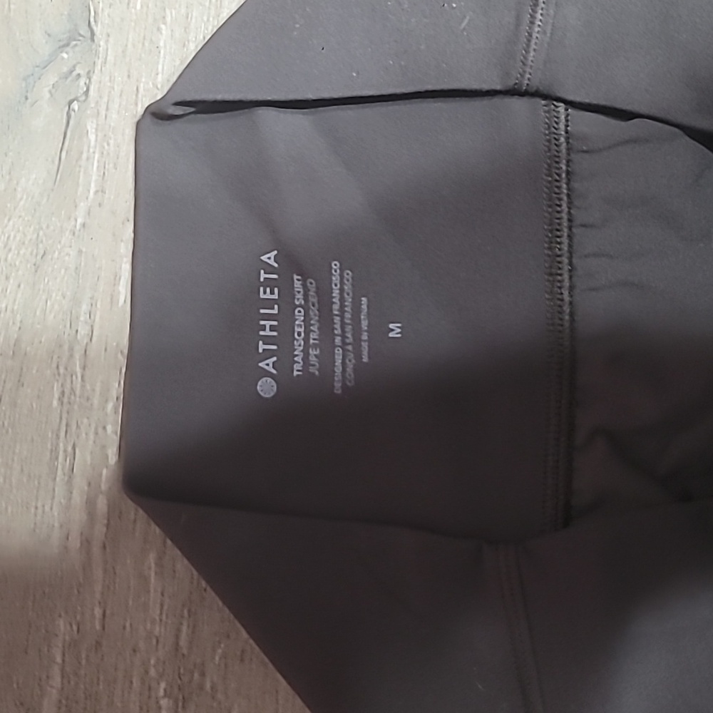 Athleta Women's skirt - Picture 5 of 7